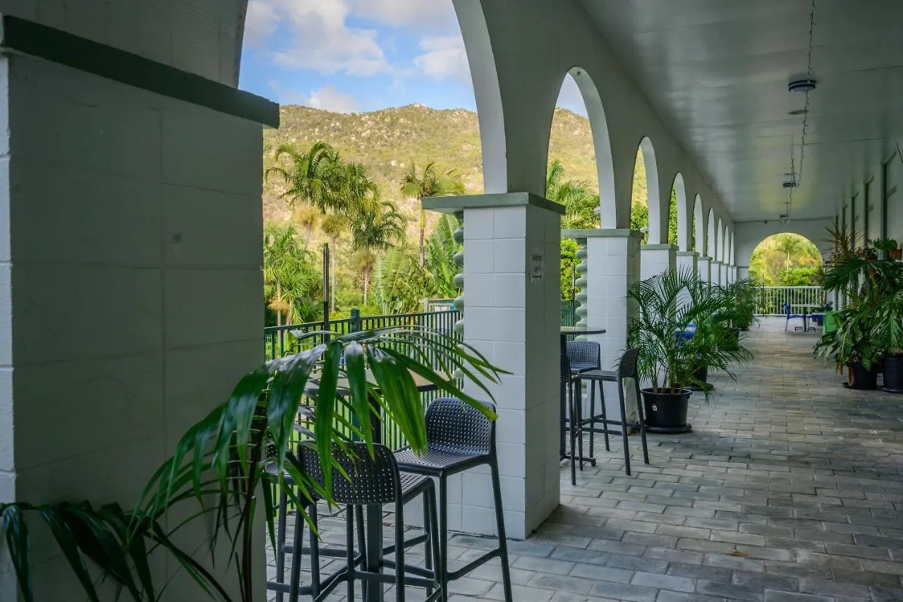 Amaroo On Mandalay, Magnetic Island Hotel Nelly Bay Australia