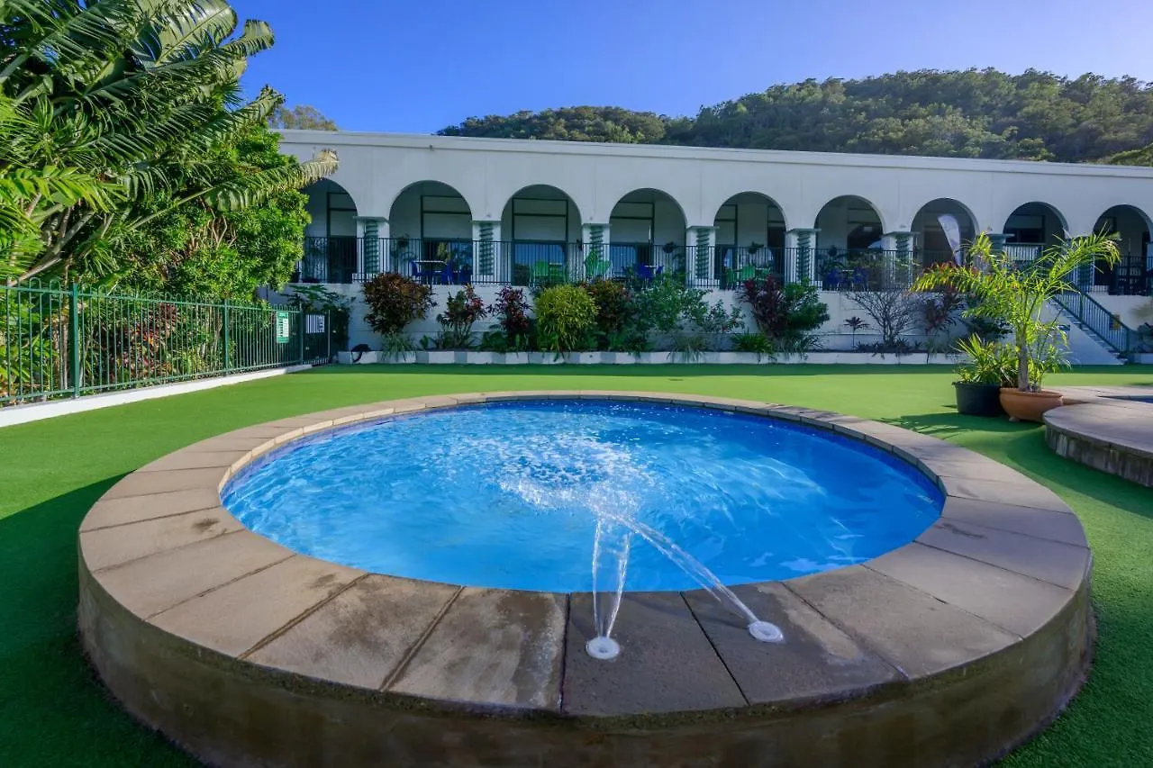 *** Resort Amaroo On Mandalay, Magnetic Island Hotel Nelly Bay Australia