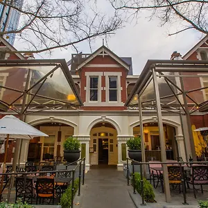 ***** Hotel The Terrace Australie